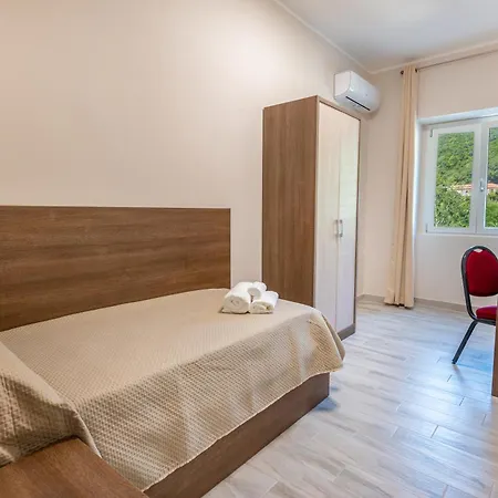 Ξενοδοχείο Ristorante La Mimosa
